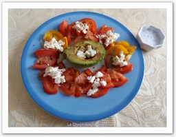 Salade avocat, tomate et son sel de Perse